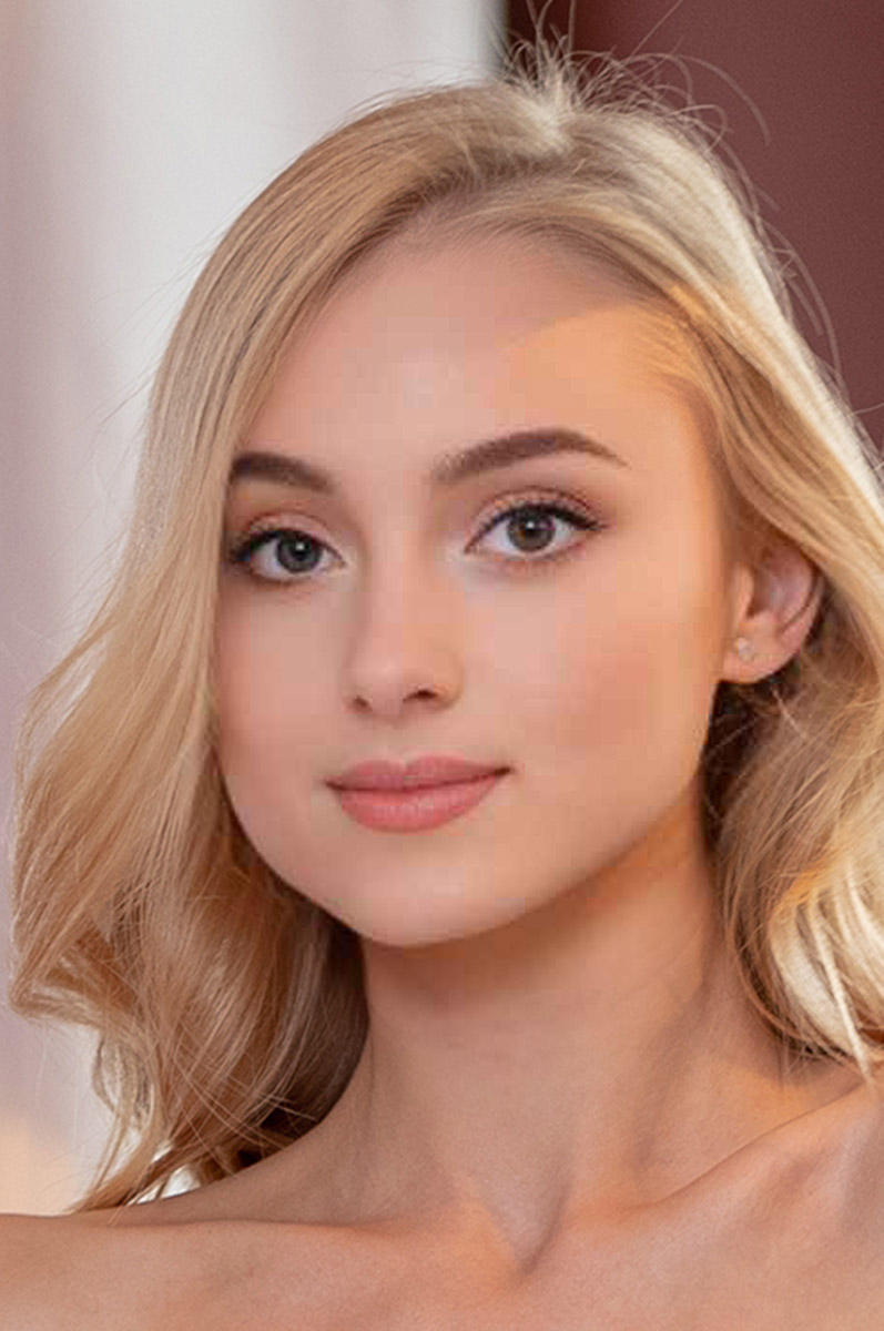 Photo of Mathilde Leroux